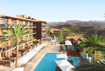 Salobre Hotel Resort & Serenity