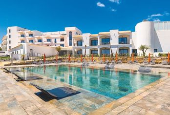Regency Salgados Hotel & Spa