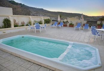 Saint Patrick's Hotel