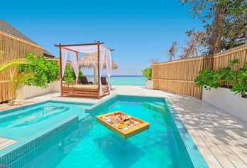 Malahini Kuda Bandos Resort